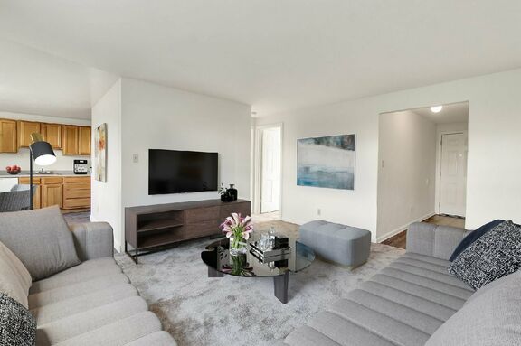 64 Coventry 02 FULL Living Room 02 final SMALL