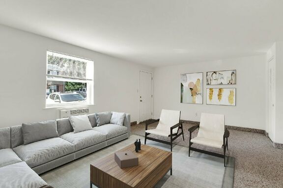 40 Kings Arms 04 FULL Living Room final SMALL