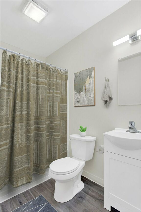 40 IMG 7133 Bathroom Final 02