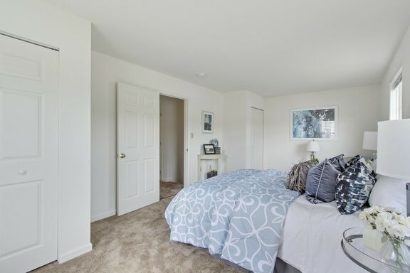 3525 Pleasant Valley Rd 18